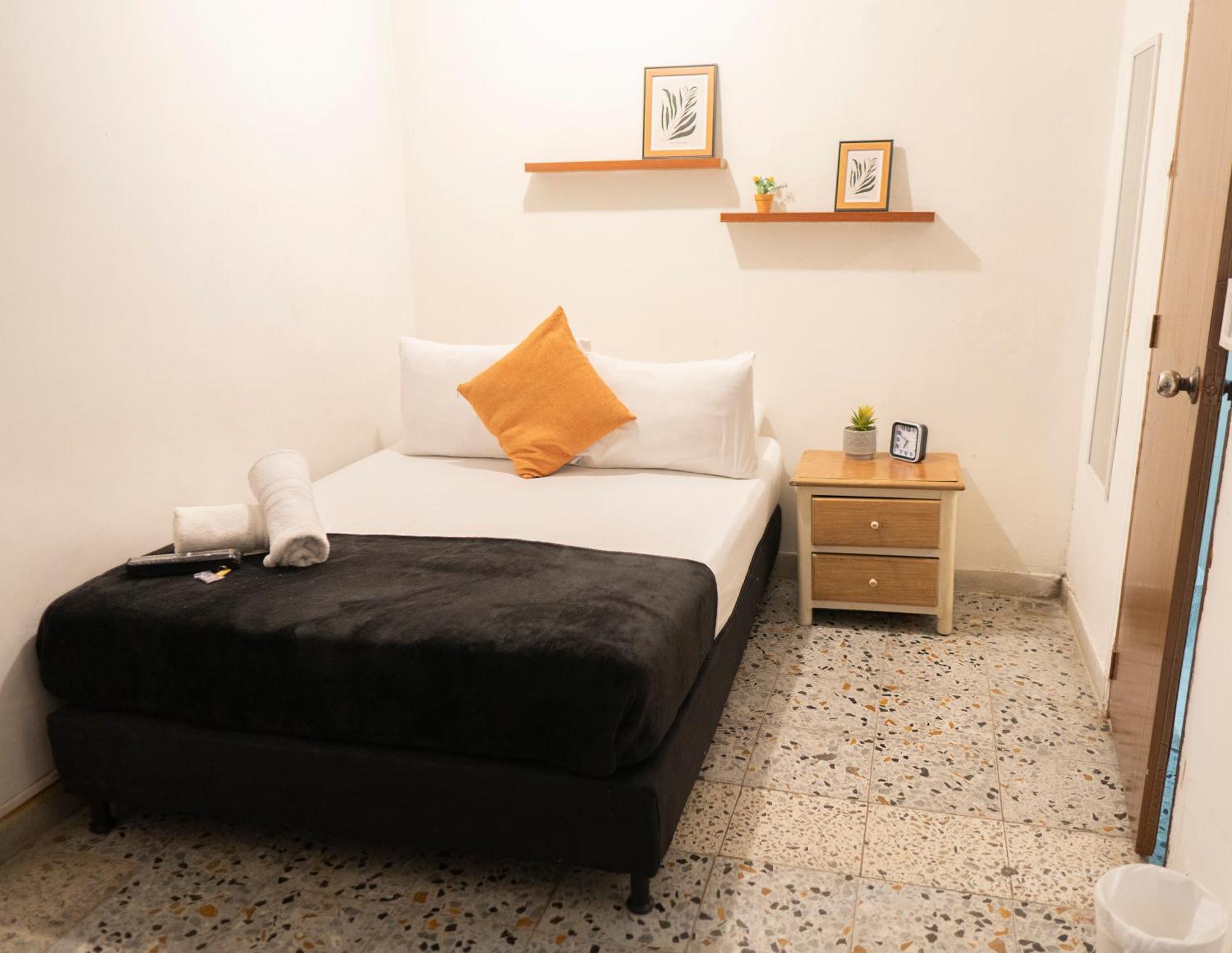 Buntes House-Casa Hotel Laureles-Estadio Medellin Ngoại thất bức ảnh