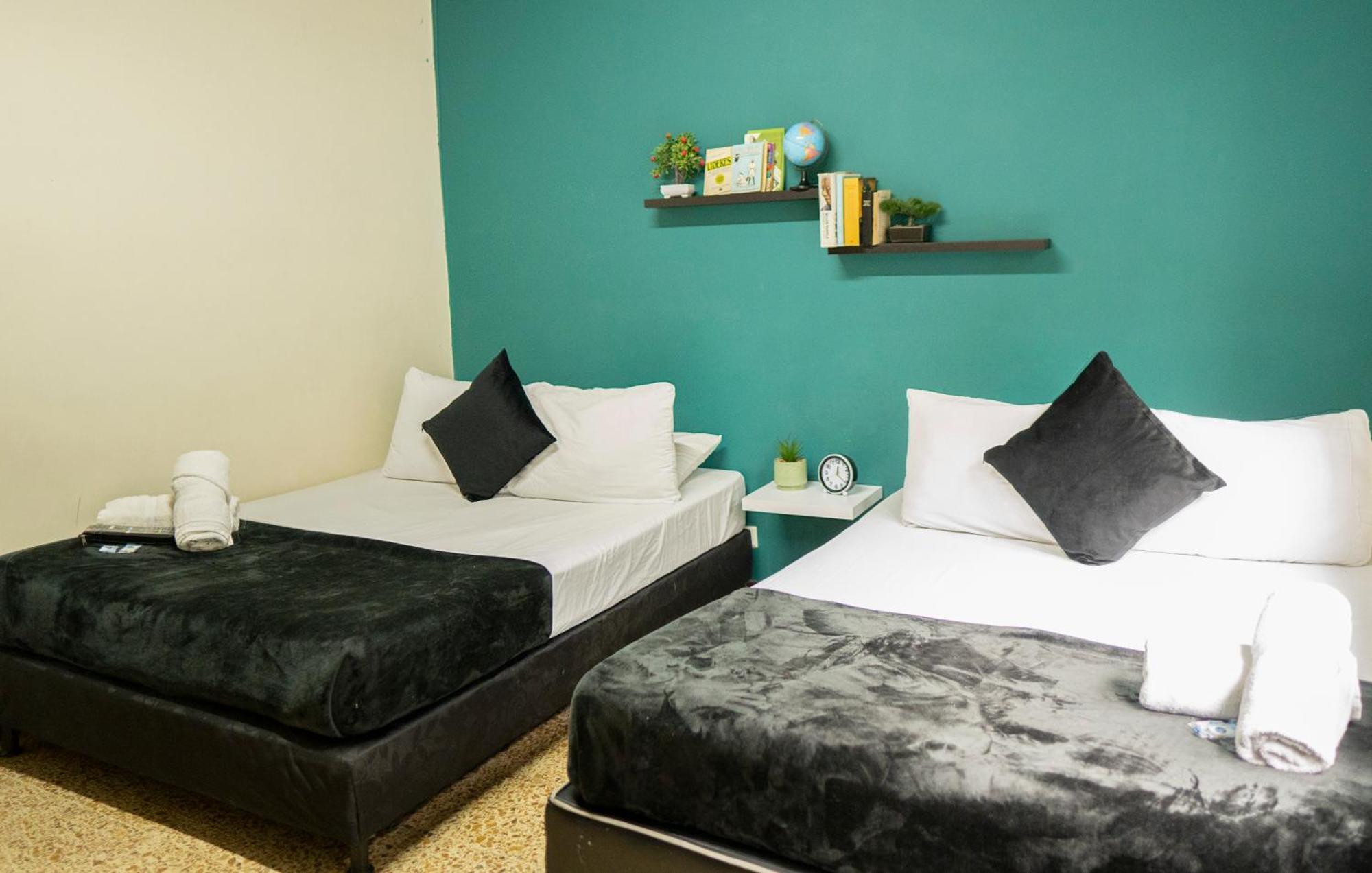 Buntes House-Casa Hotel Laureles-Estadio Medellin Ngoại thất bức ảnh