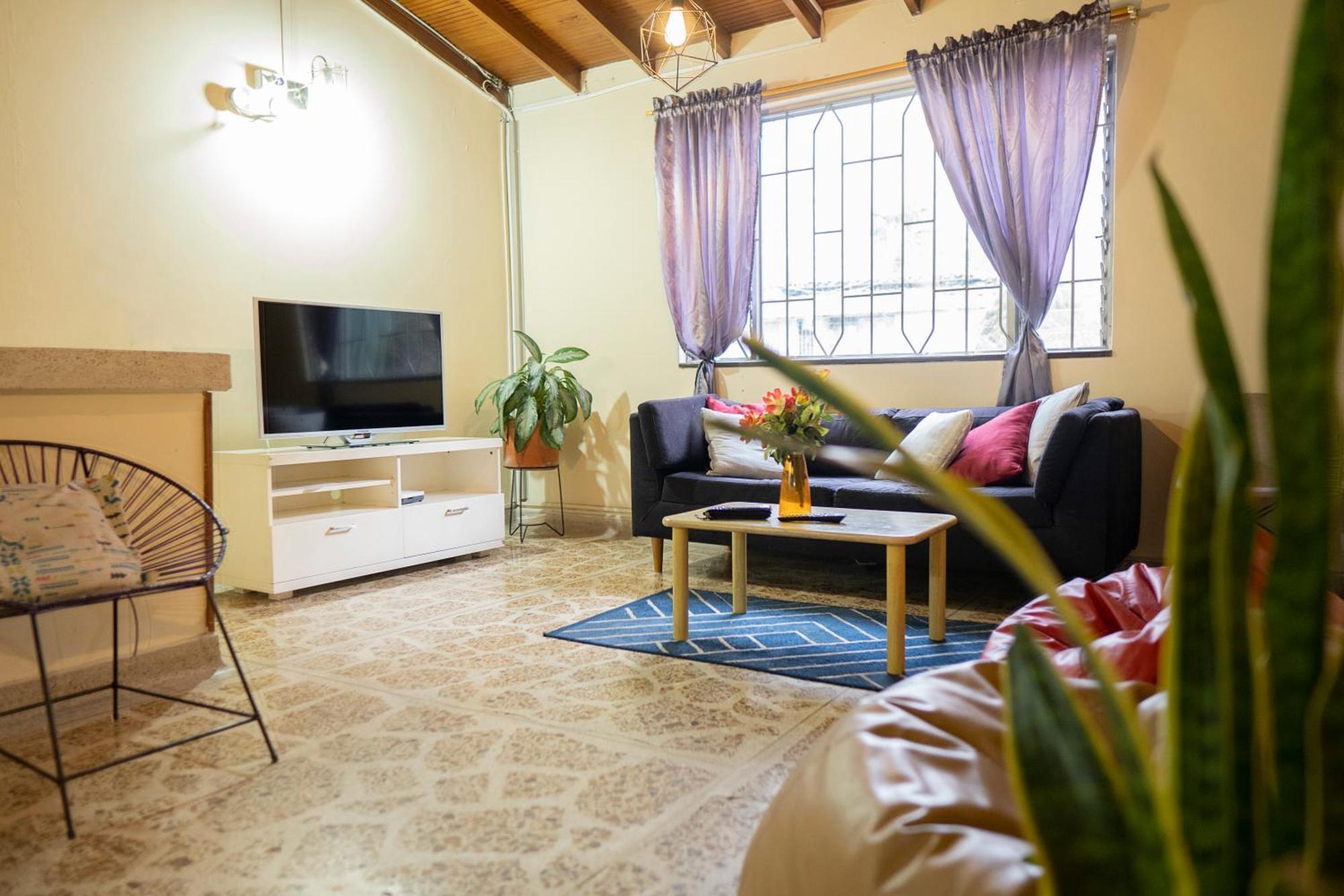 Buntes House-Casa Hotel Laureles-Estadio Medellin Ngoại thất bức ảnh