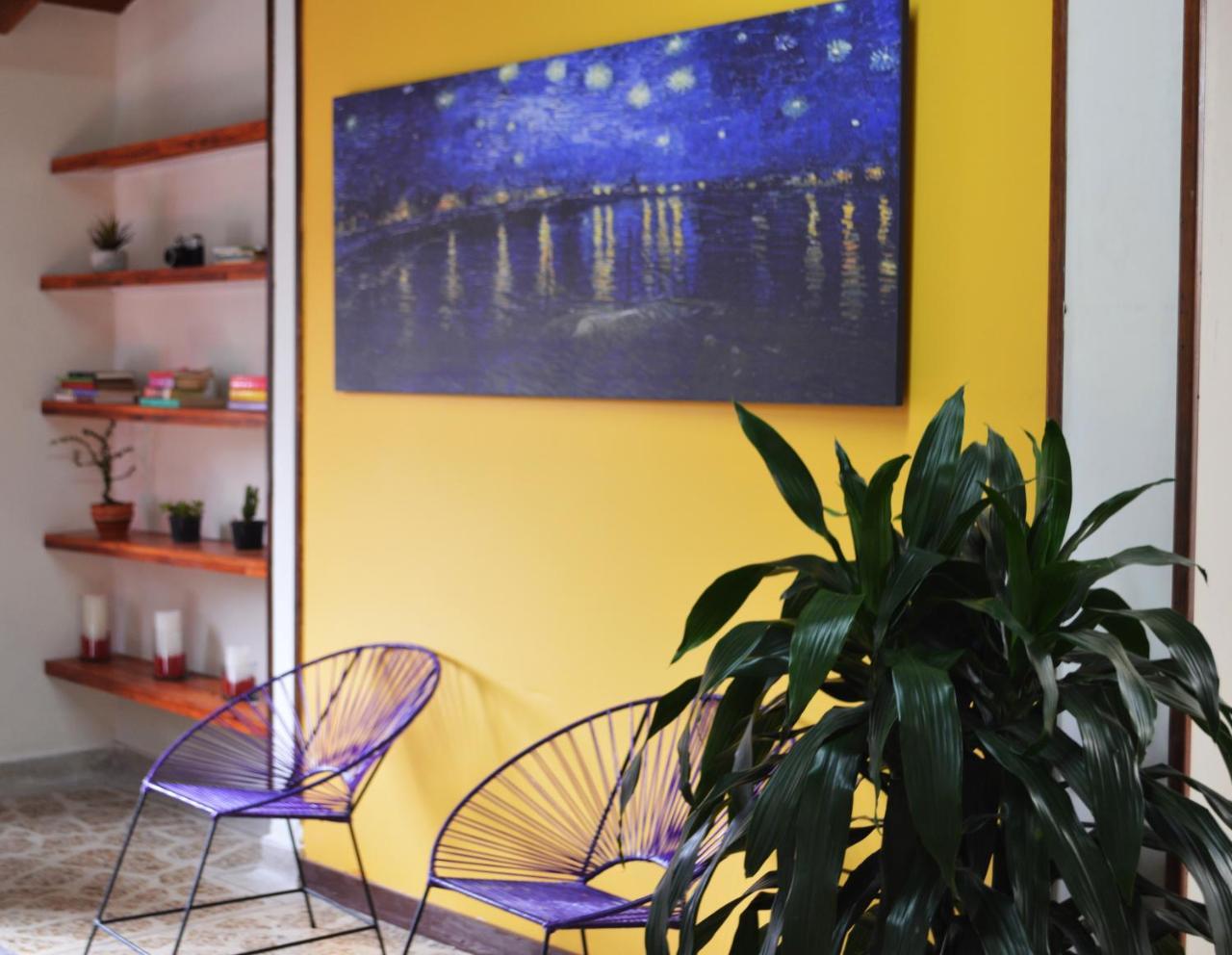 Buntes House-Casa Hotel Laureles-Estadio Medellin Ngoại thất bức ảnh