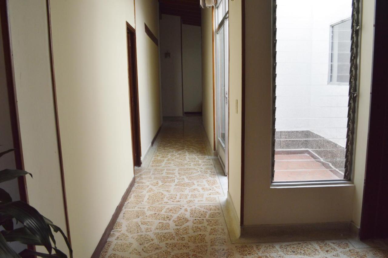 Buntes House-Casa Hotel Laureles-Estadio Medellin Ngoại thất bức ảnh